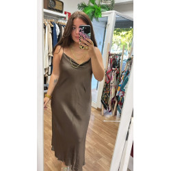 Vestido satén marrón