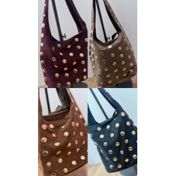 Bolso antelina tachuela