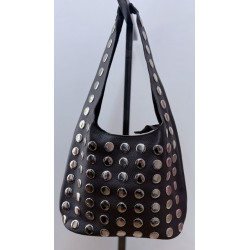 Bolso tachuela piel
