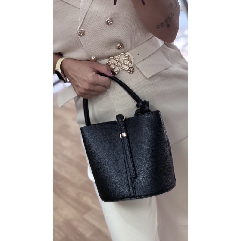 Bolso negro piel