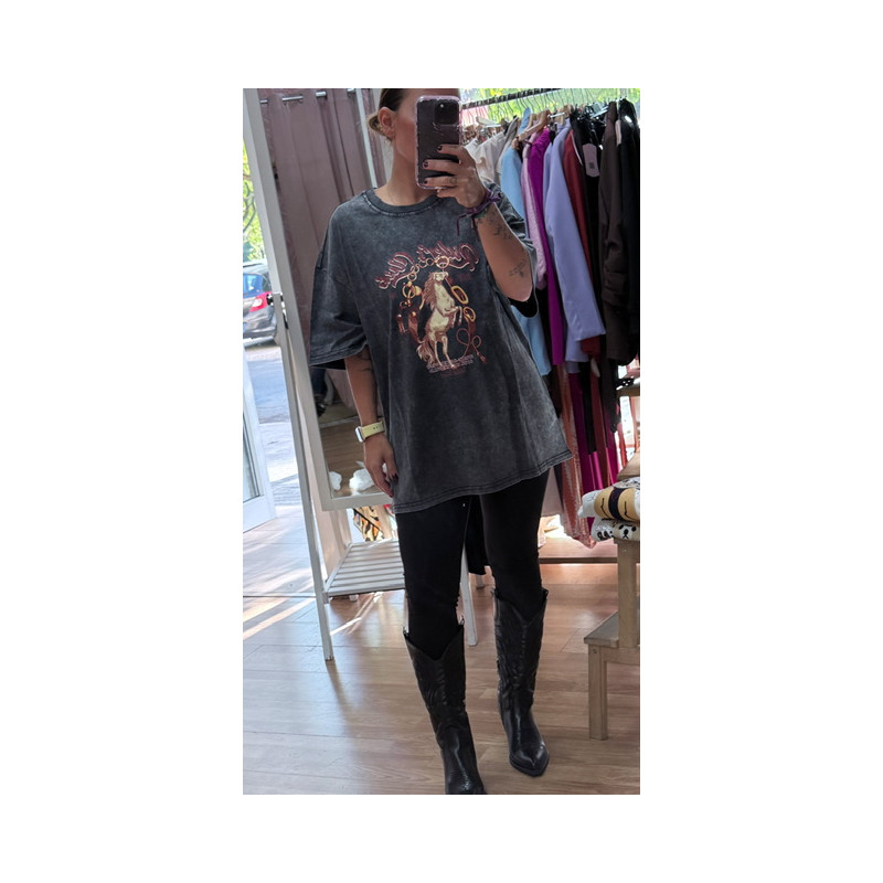Camiseta oversize gris lavado