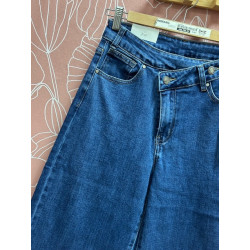 Pantalón vaquero cruce