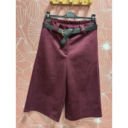 Pantalón bermuda cinturón