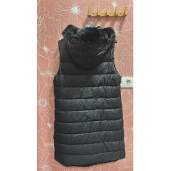 Abrigo acolchado sin mangas