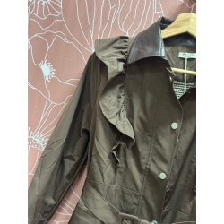 Chaqueta gabardina volante