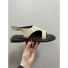 Sandalia plana beige