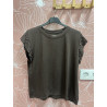 Camiseta marrón tachuela