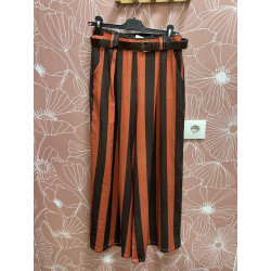 Pantalón rayas cinturón