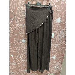 Pantalón pareo tachuelas