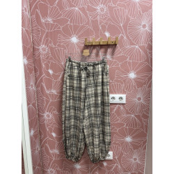 Pantalón cuadros bombacho